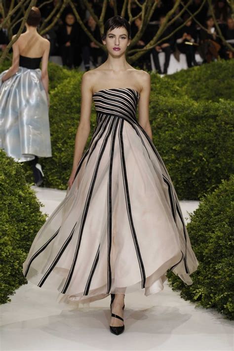 dior donadress abendkleider|dior hochzeitsgäste kleidung.